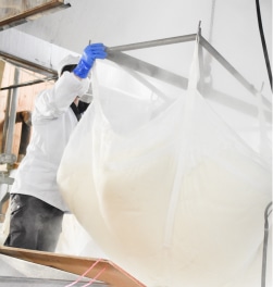 コメ発酵液 SHONAI BIJIN製造工程画像