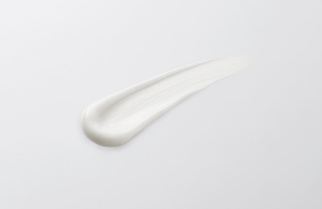 ラシンシア IN/OUT（インアウト） クリームテクスチャー画像