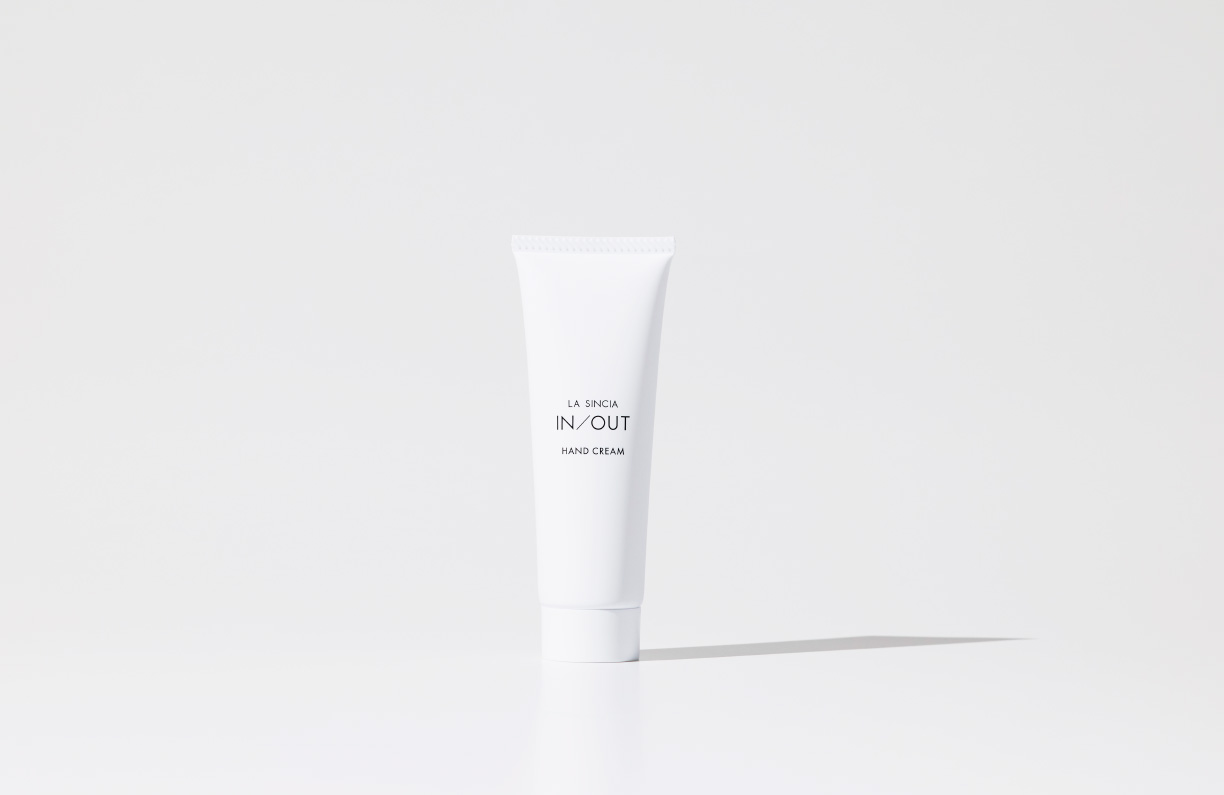 ラシンシア IN/OUT（インアウト） ハンドクリーム　パッケージ画像