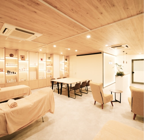 ラシンシア IN/OUT（インアウト） 店内ギャラリー画像